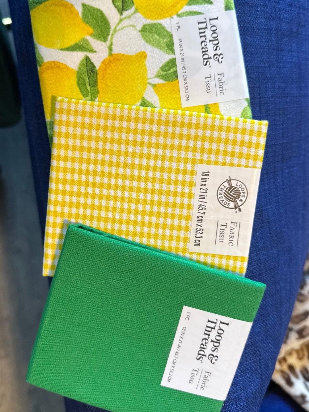 Loops & Threads Fat Quarters (18 IN x 21 IN)
